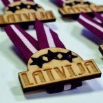 LV karoga piespraude Latvija trīs zvaigznes